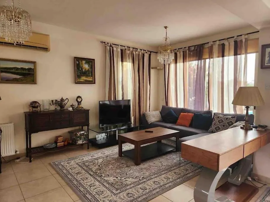 Villa Budget Escape To The Seaside Larnaca