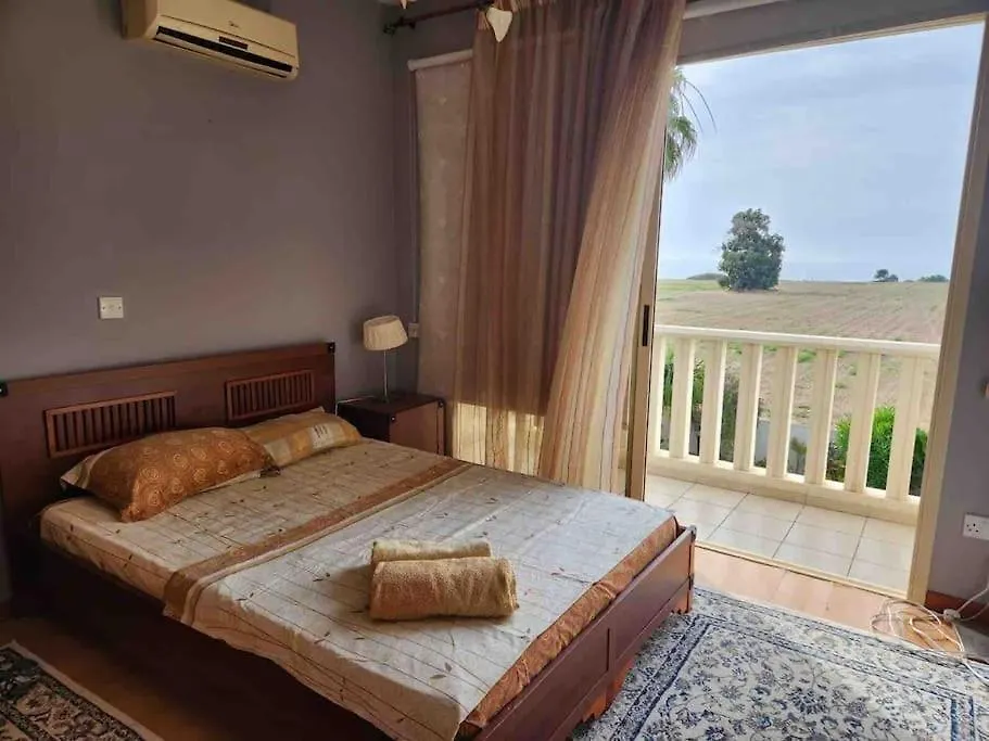 Budget Escape To The Seaside Larnaca