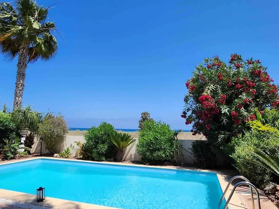 Budget Escape To The Seaside Larnaca